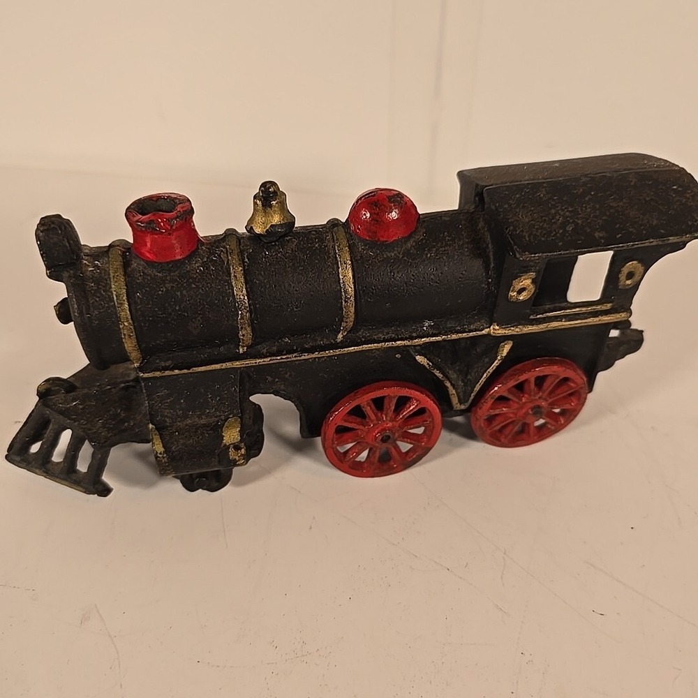 Vintage Cast Iron Black Steam Engine #50 Train Locomotive Toy Made In Japan